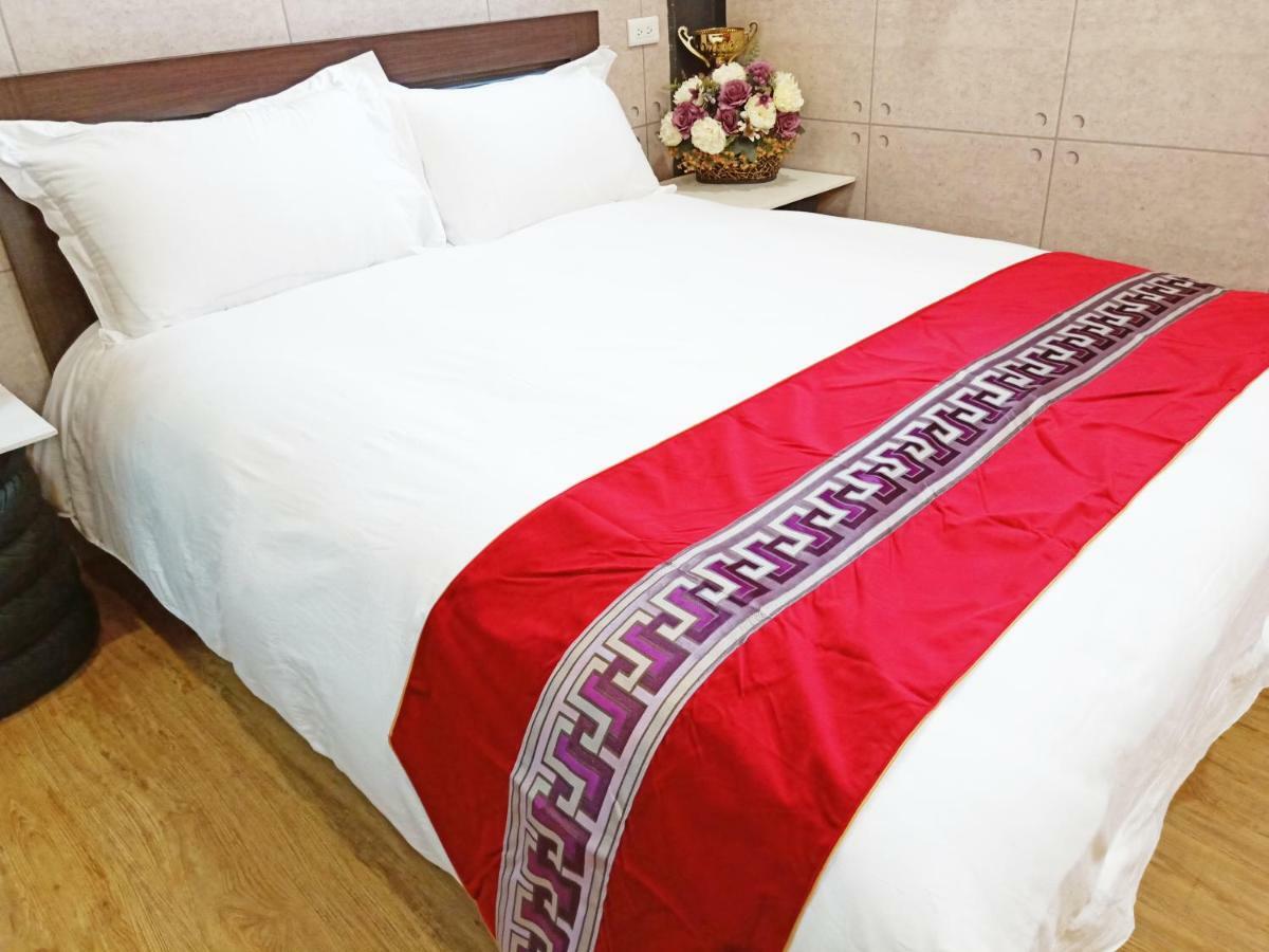 Woju Homestay Đài Nam Ngoại thất bức ảnh