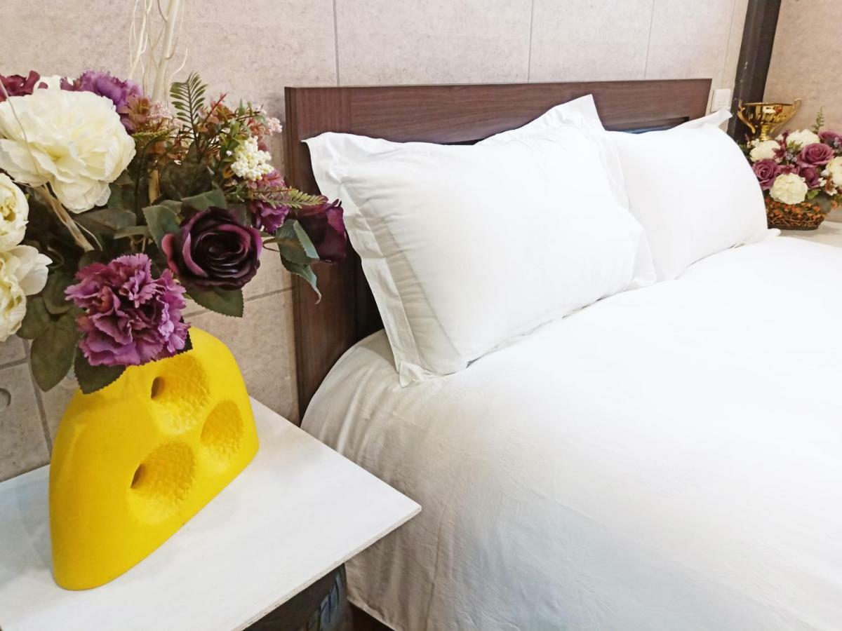 Woju Homestay Đài Nam Ngoại thất bức ảnh