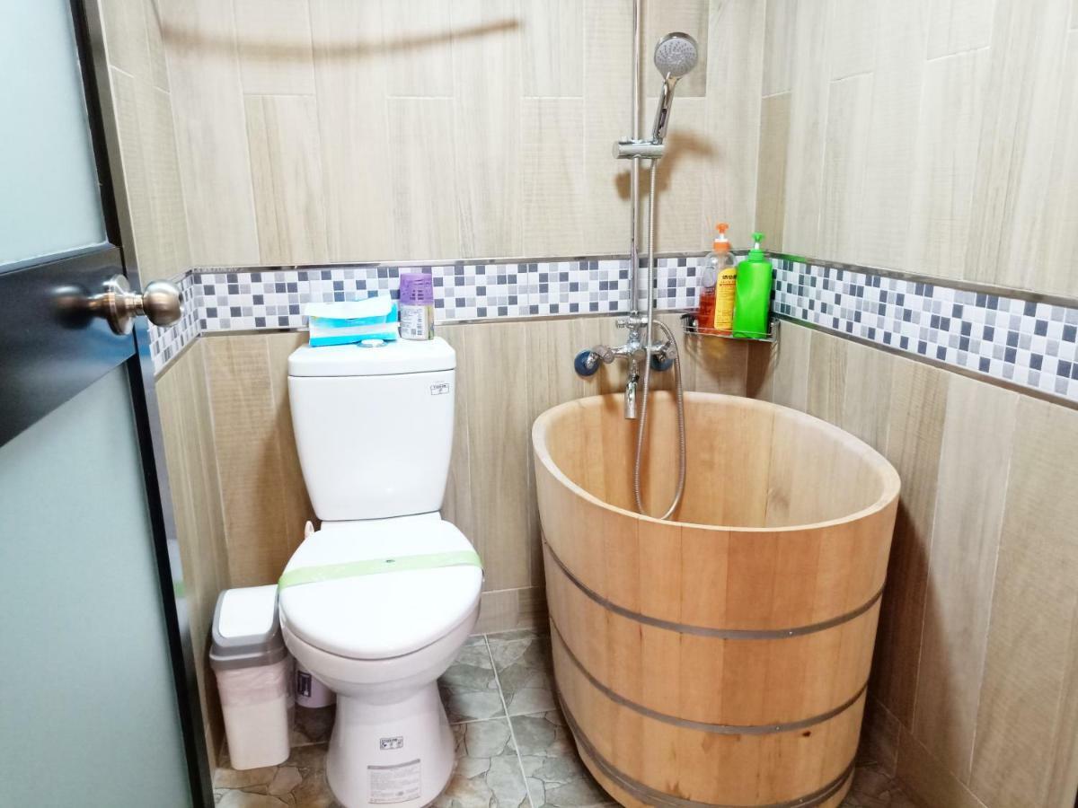 Woju Homestay Đài Nam Ngoại thất bức ảnh